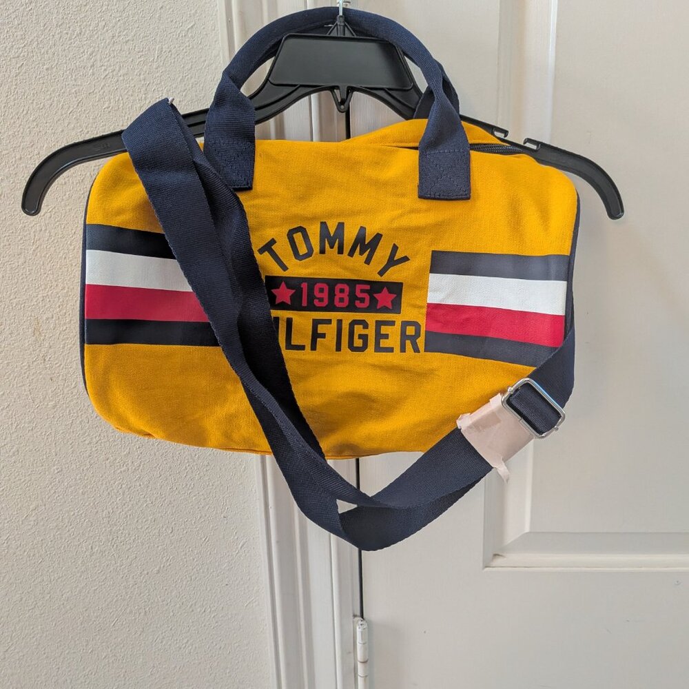 Tommy Hilfiger Canvas Duffle Bag Yellow red white blue 14 W x 8 D New - Picture 2 of 3